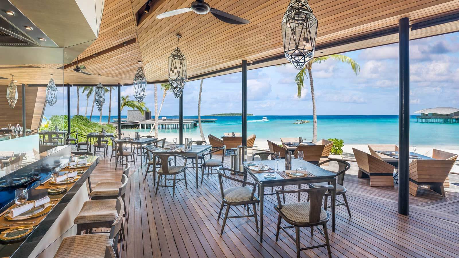 Orientale Dining at The St. Regis Maldives Vommuli