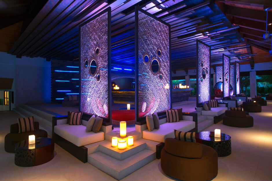 Fen Bar Velassaru Maldives