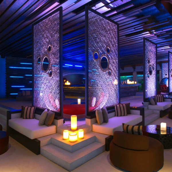 Fen Bar Velassaru Maldives