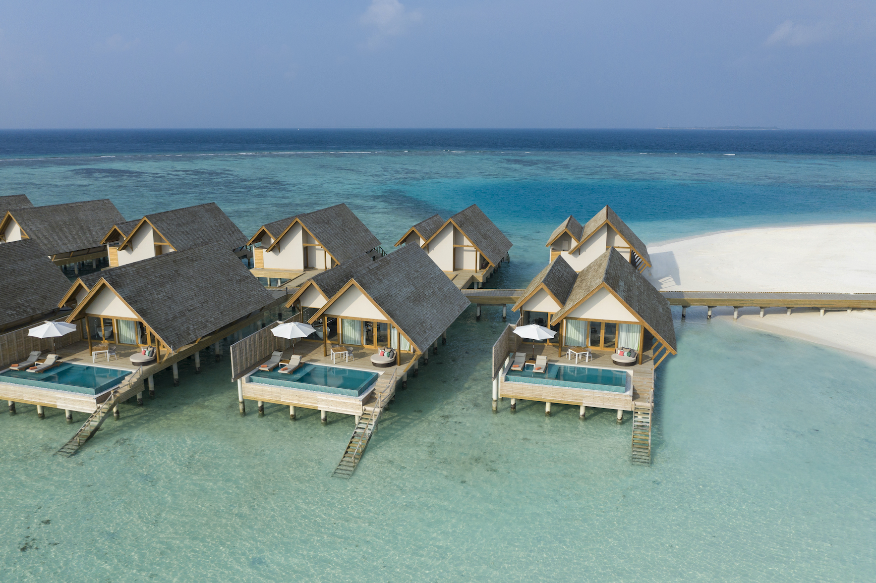 Water Villa With Pool Exterior Emerald Faarufushi Resort & Spa