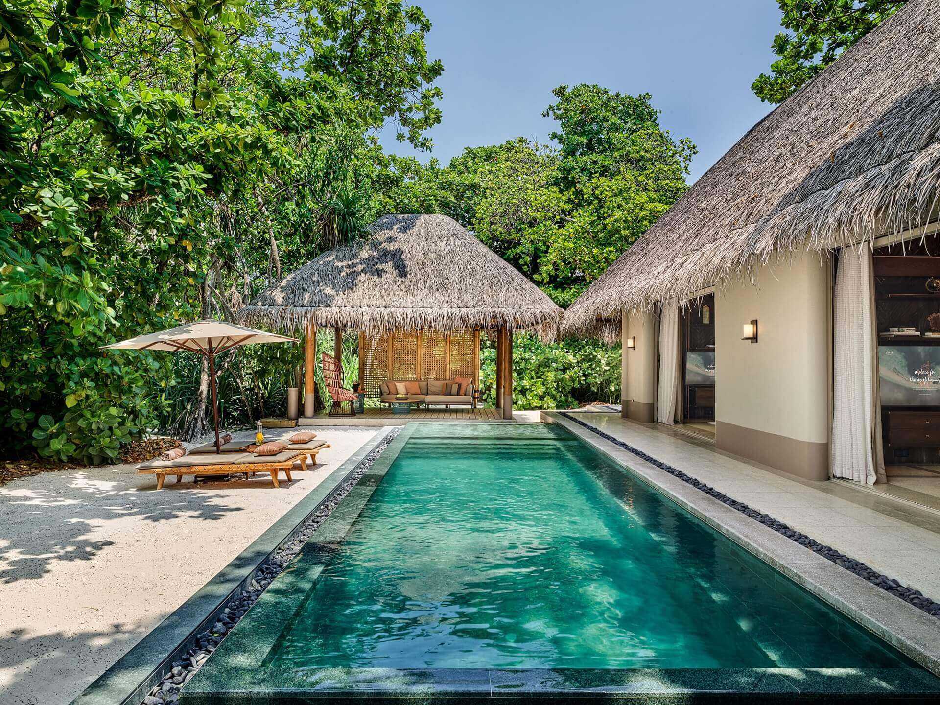 JOALI Maldives - Luxury Beach Villa with Pool - Outdoor Space