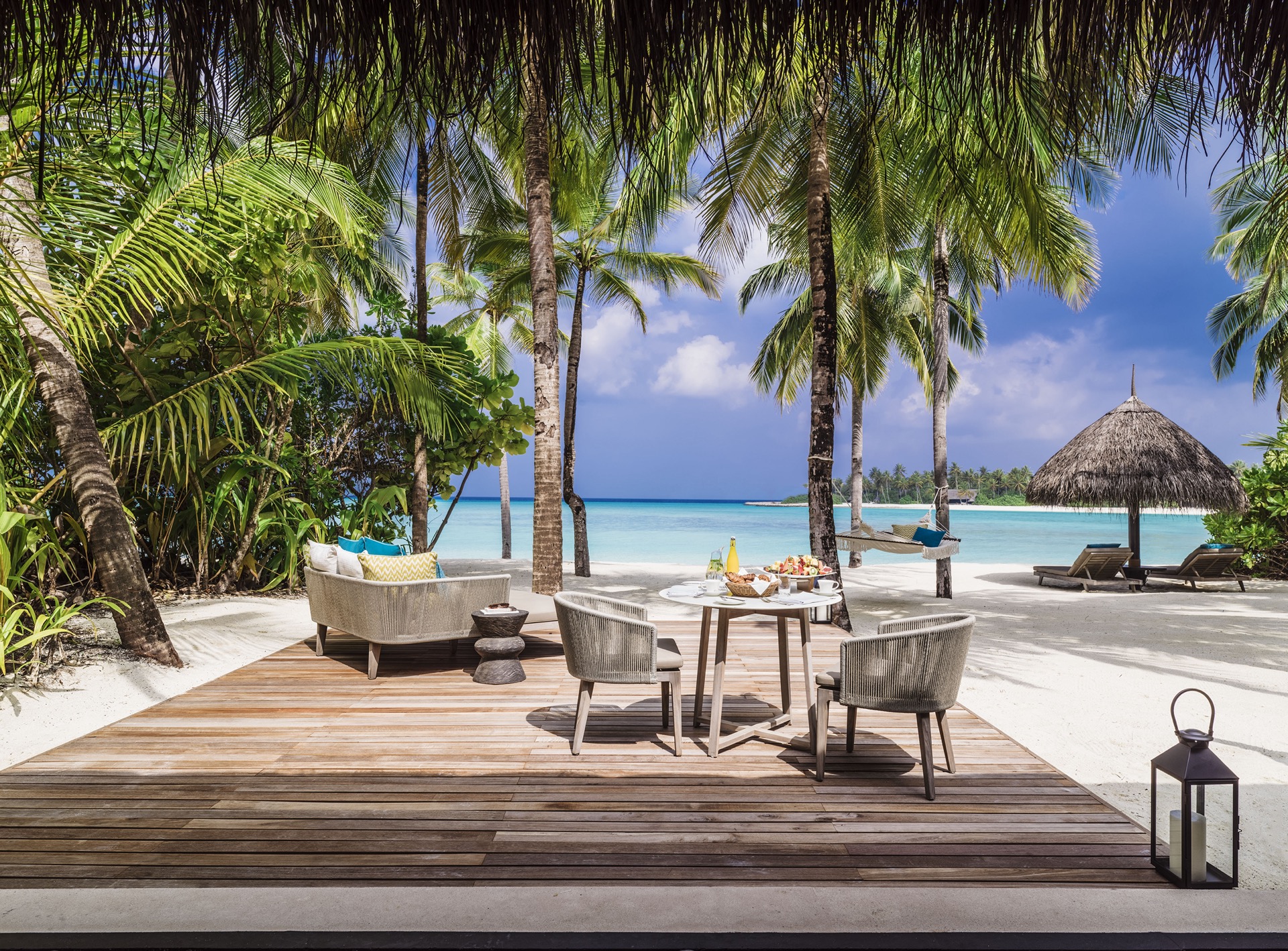 One & Only Reethi Rah - Beach Villa - Outdoor Deck