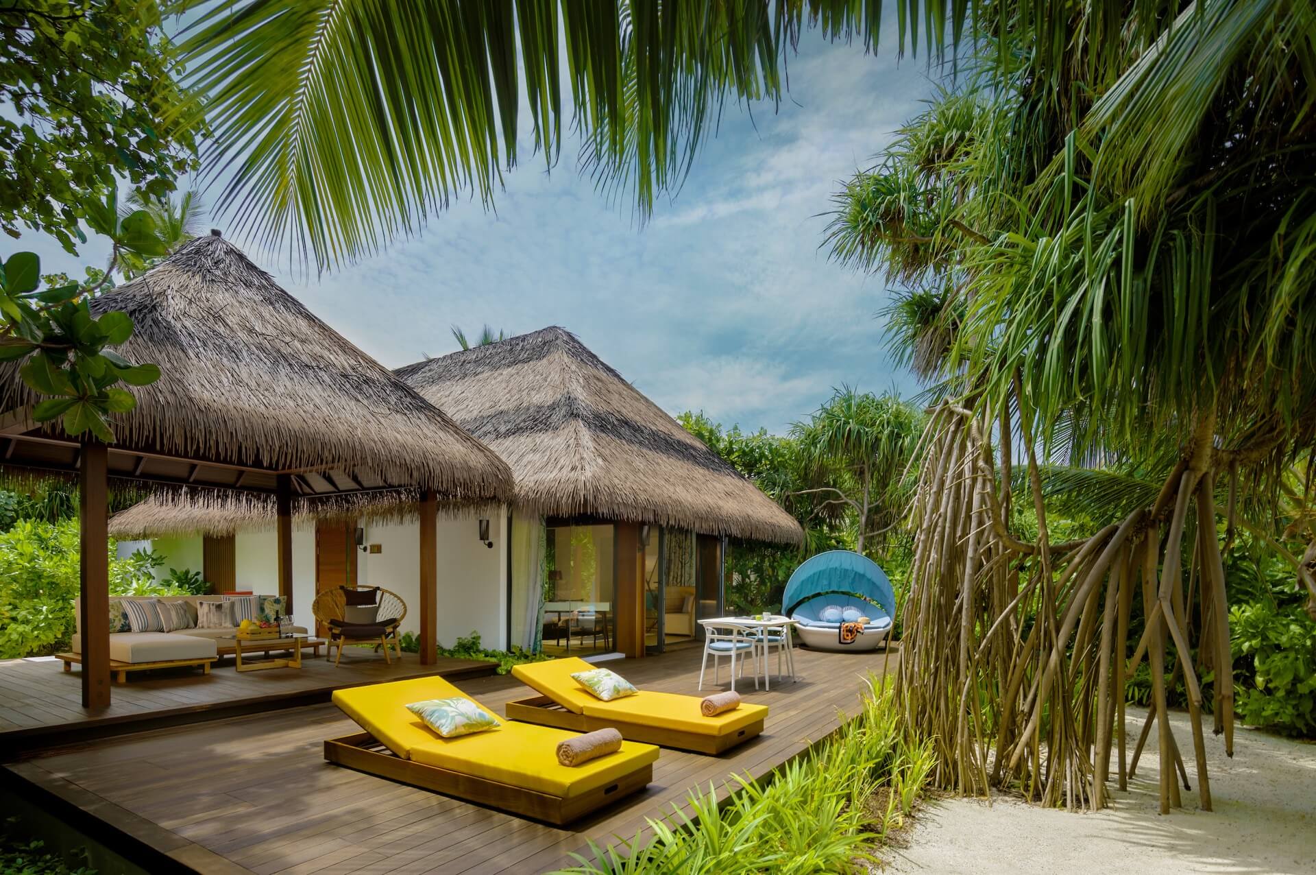 Beach Villa Exterior Pullman Maldives Maamutaa