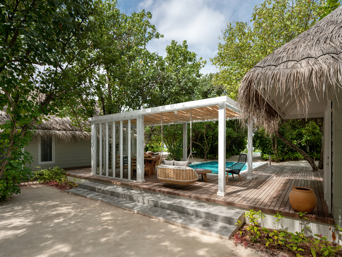 Six Senses Kanuhura - Three Bedroom Beach Villa Suite with Pool - Exterior