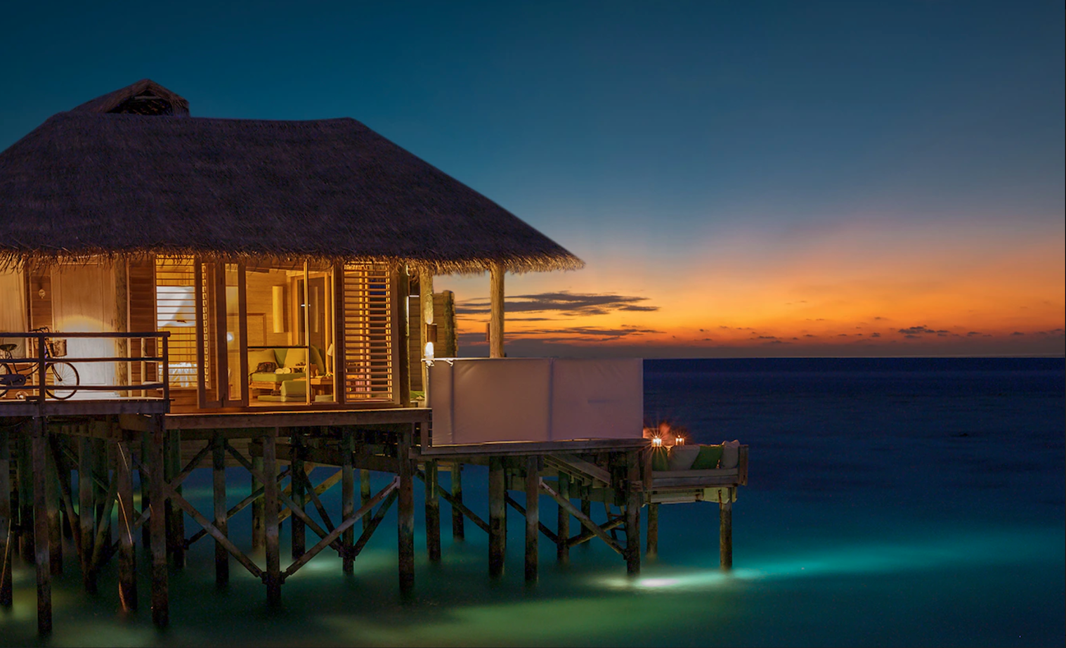Sunset Laamu Water Villa with Pool Sunset View Six Senses Laamu