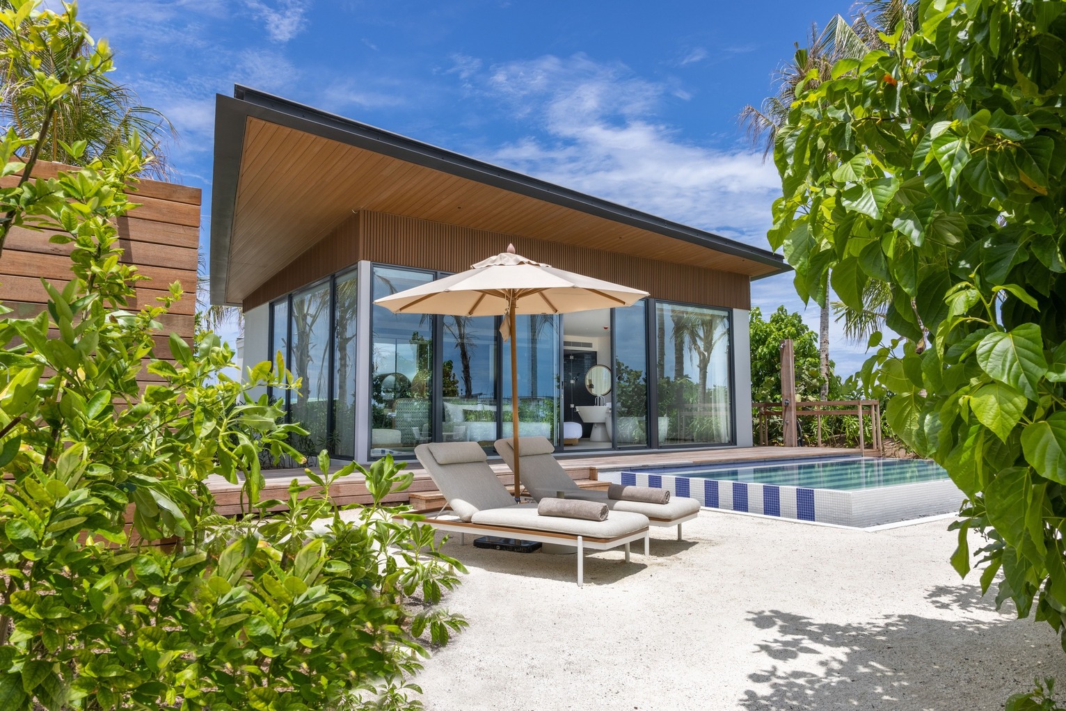 Ocean Beach Pool Villa - Exterior - SO/ Maldives