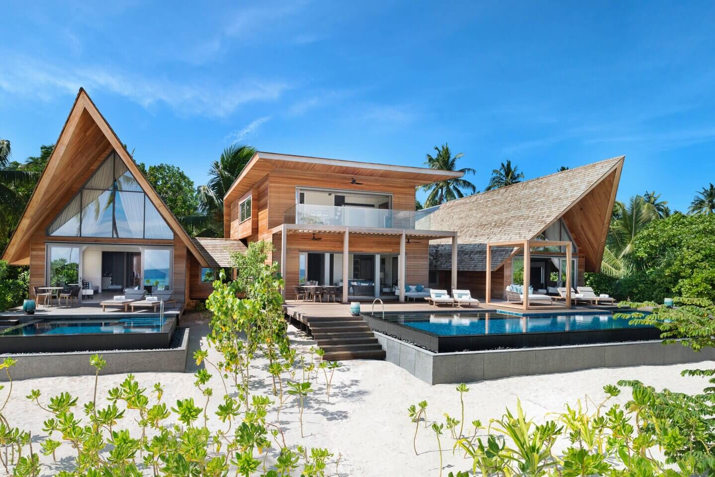 Caroline Astor Estate - Three Bedroom Exterior - The St. Regis Maldives Vommuli