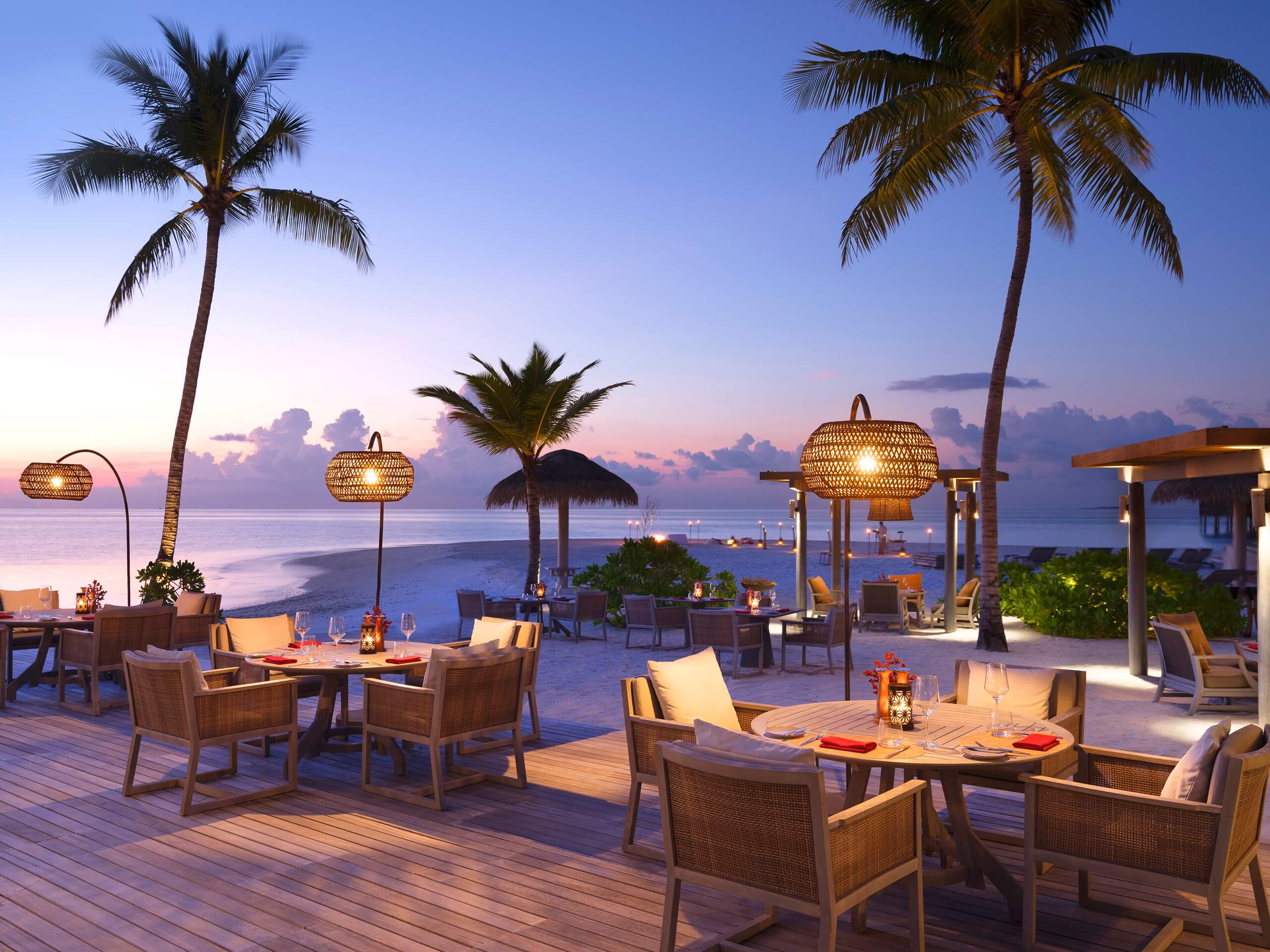 Vakkaru Maldives Vakku Grill Beach
