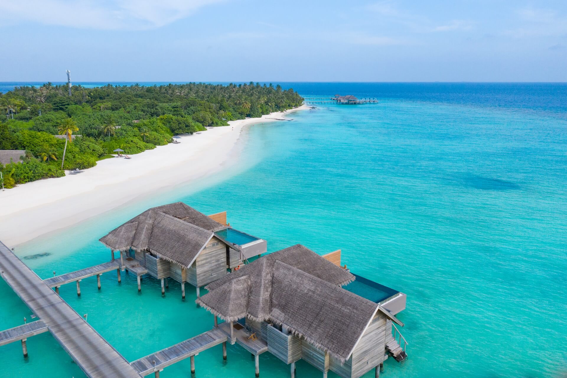 Overwater Deluxe Pool Villa - Aerial Vakkaru Maldives